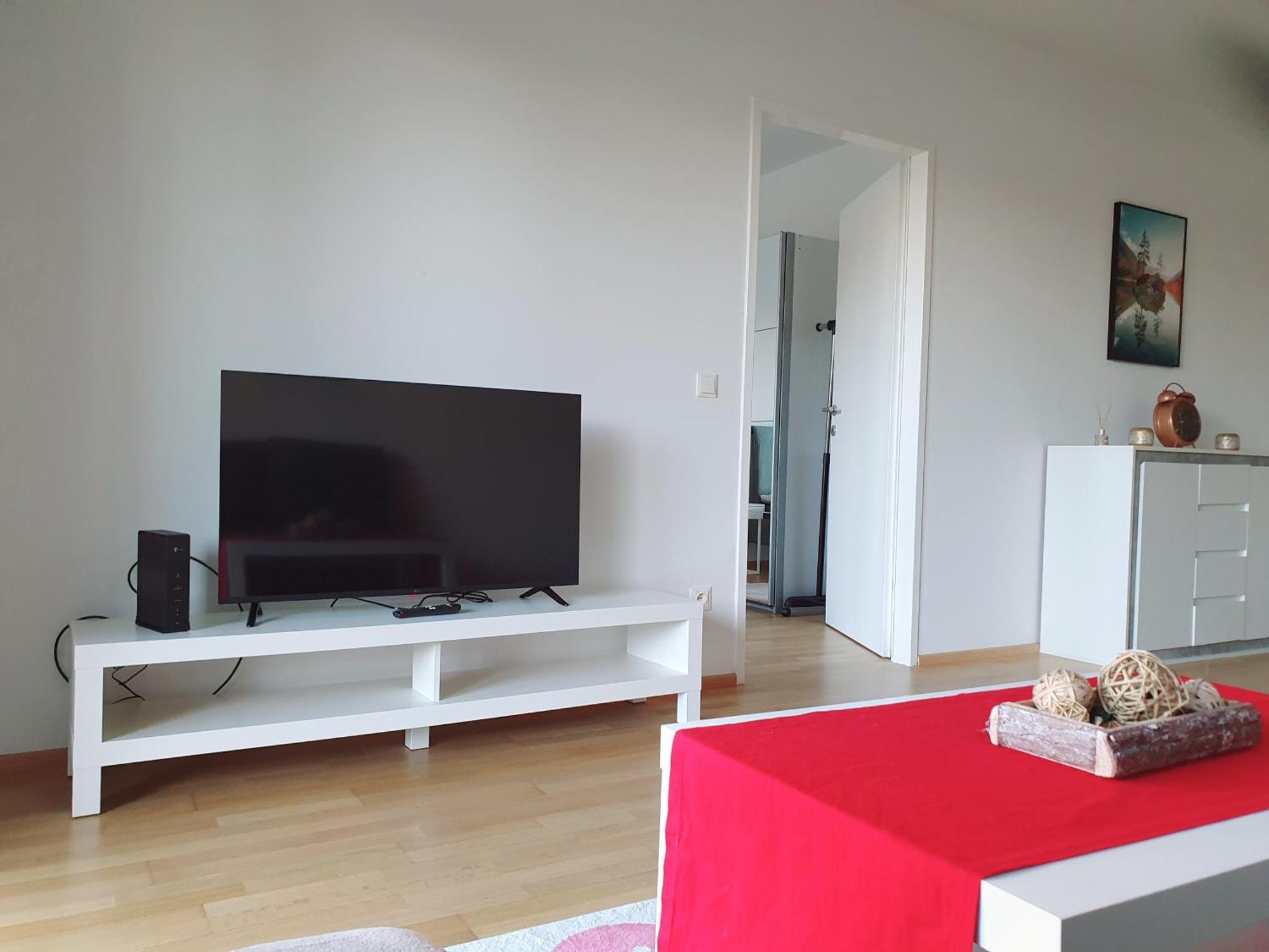 Near Lake One Bedroom Cute Apartment Wien Exterior foto