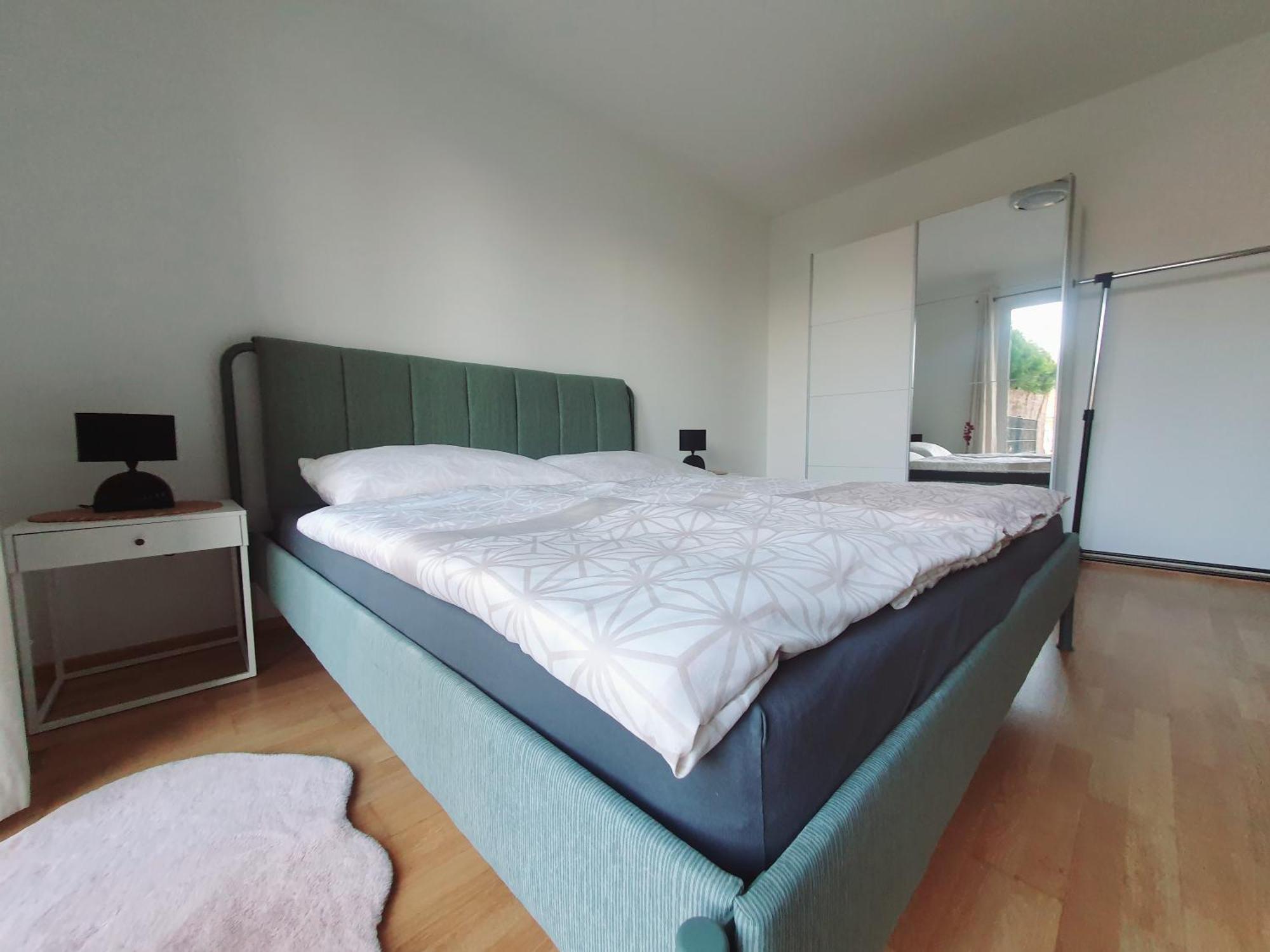 Near Lake One Bedroom Cute Apartment Wien Exterior foto